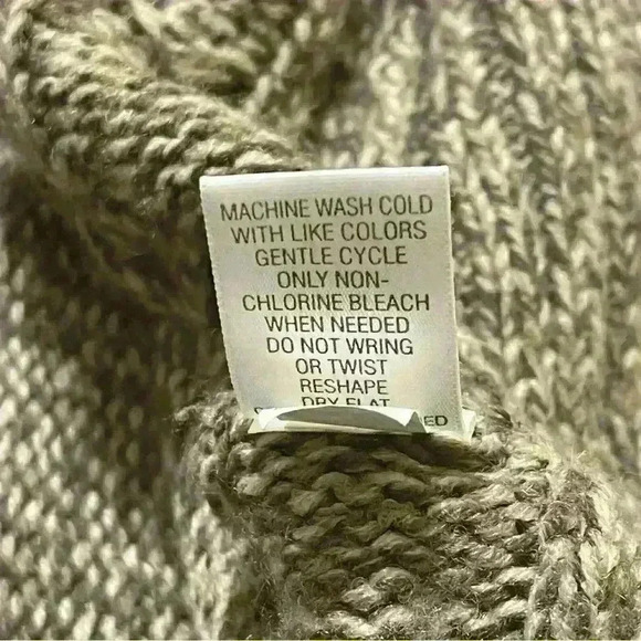 Croft Barrow Brown Knit Cardigan Marled Cable Short Sleeve Button Size Small - Picture 7 of 8